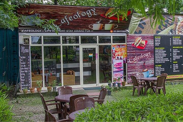 cafeteria